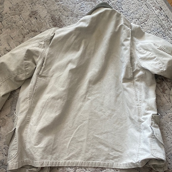 L.L. Bean Womanss Tan Jacket with Dark Green Collar - Picture 9 of 9